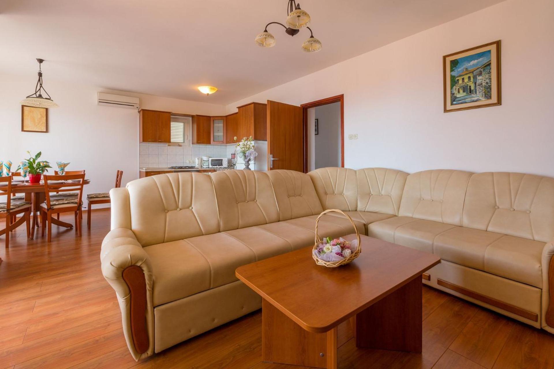 נובי ווינודולסקי Apartments Tomica מראה חיצוני תמונה