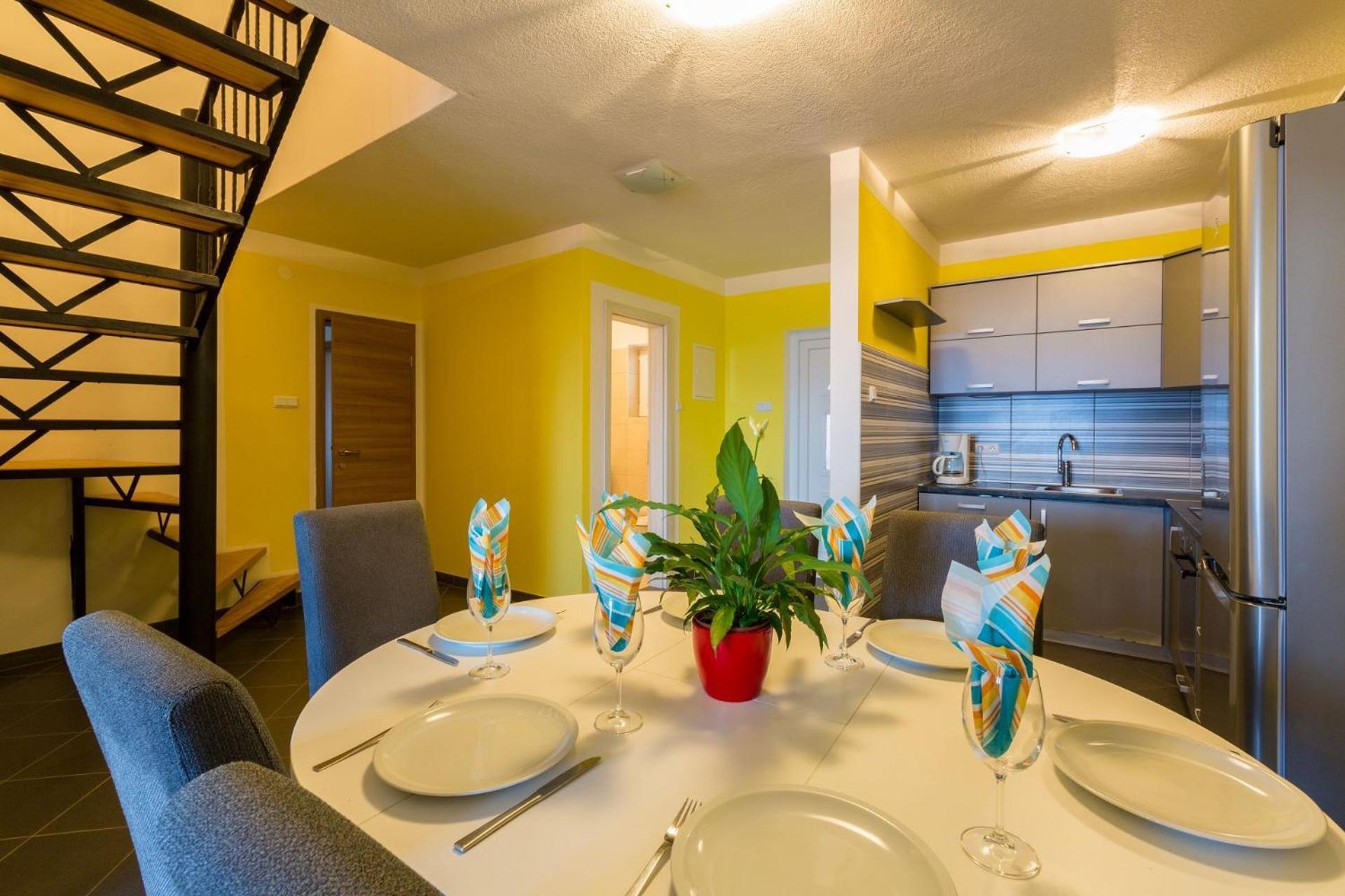 נובי ווינודולסקי Apartments Tomica מראה חיצוני תמונה